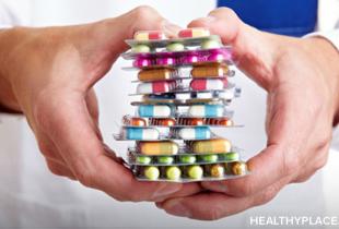 Complete List of Mood Stabilizers: Types, Uses, Side-Effects Are you looking for a mood stabilizers list? Learn some important facts, including effectiveness and side-effects, here at HealthyPlace